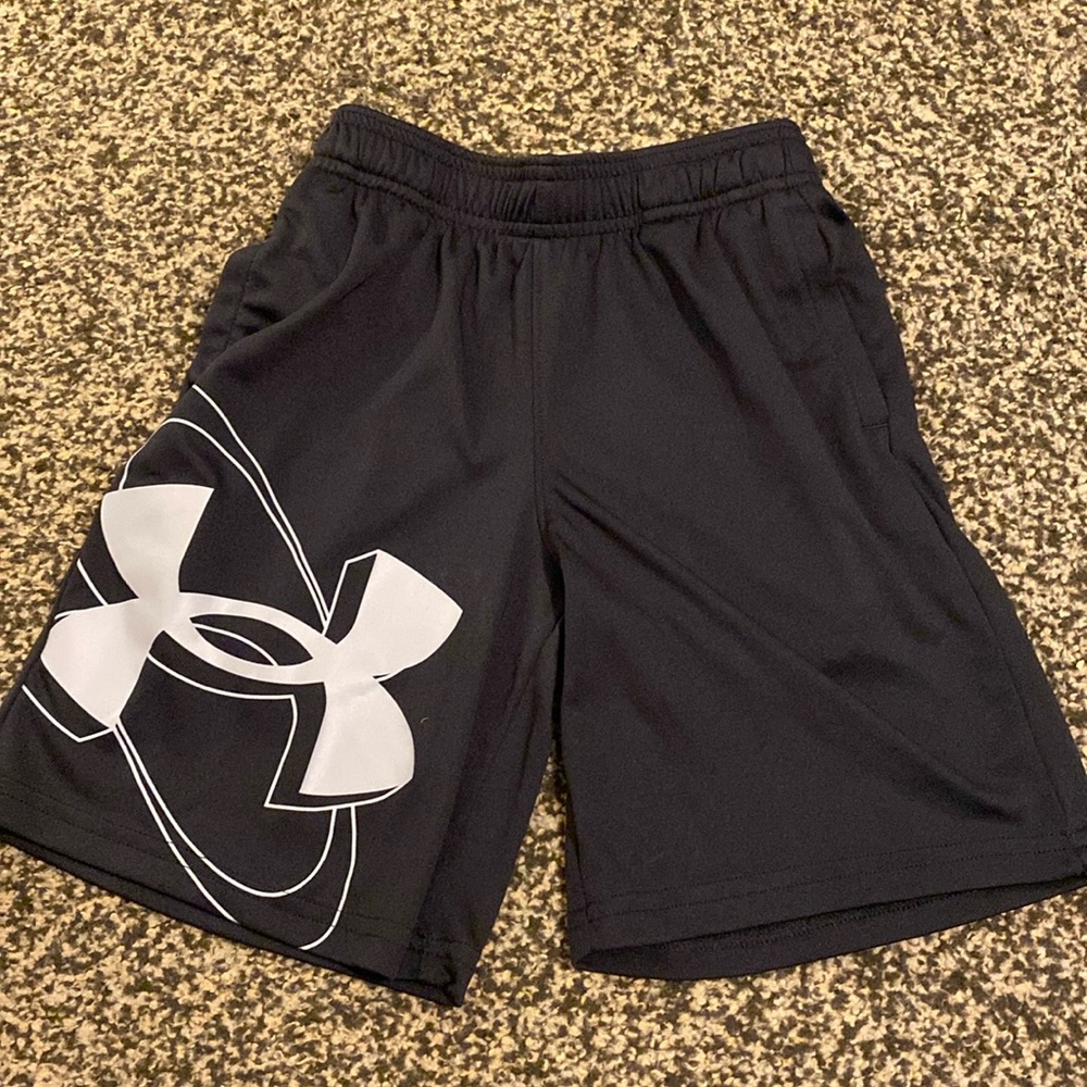 Boys athletic Under Armour Shorts